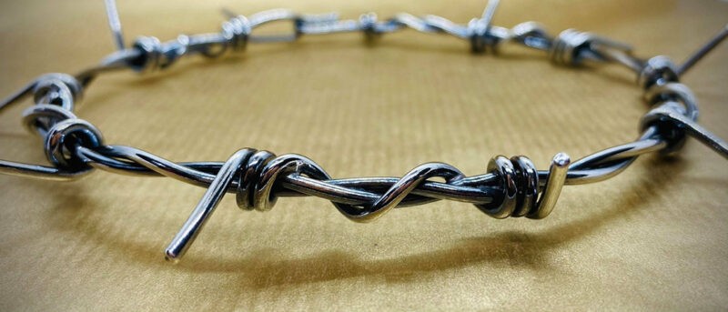 barb wire necklace